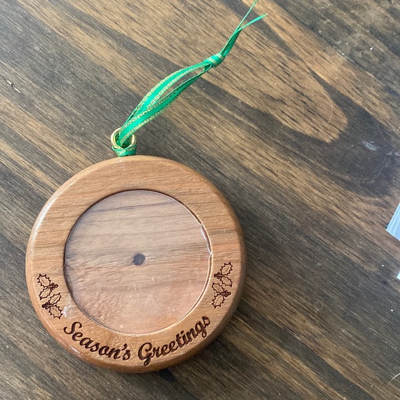 Dollywood ornament - Picture 1 of 2